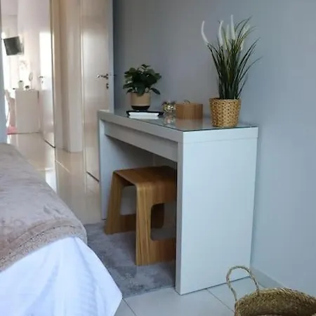 Superior Double With Stunning Sea View. Dt Apartment