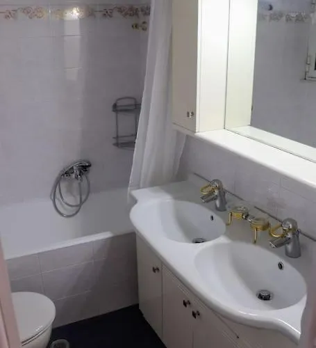 Superior Double With Stunning Sea View. Dt Lägenhet